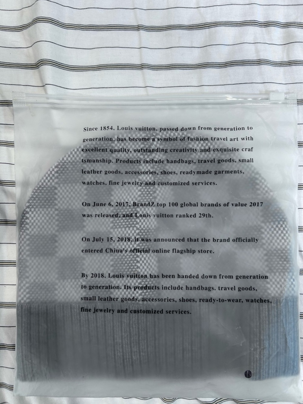 Louis Vuitton Gray and Black Damier Knit Beanie - Picture 2 of 4